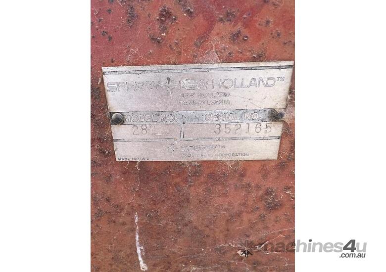 caption New Holland Hayliner 283