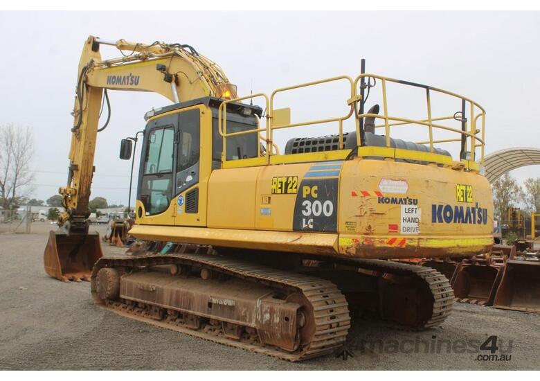 caption 2013 Komatsu Pc300lc-8