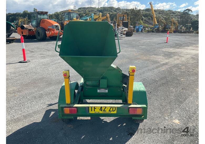 caption 2013 Hansa C13 Trailer Mounted Chipper