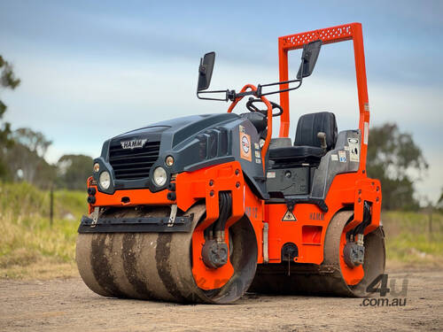 Hamm HD12 Vibrating Roller Roller/Compacting