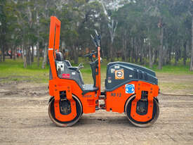 Hamm HD12 Vibrating Roller Roller/Compacting - picture1' - Click to enlarge