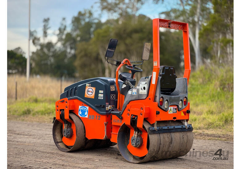 Hamm HD12 Vibrating Roller Roller/Compacting