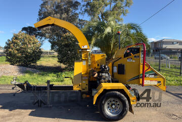 Vermeer BC900XL Wood Chipper Forestry Equipment Vermeer BC900XL Wood Chipper Forestry Equipment