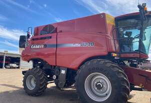 2016 CASE IH 8240 HARVESTER & 2019 MACDON D140 DRAPER FRONT 2016 CASE IH 8240 HARVESTER & 2019 MACDON D140 DRAPER FRONT