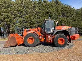 2017 Hitachi ZW310-5B - picture17' - Click to enlarge