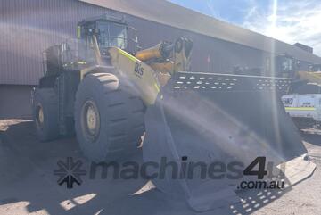 Komatsu WA900-3 Articulated Loader Komatsu WA900-3 Articulated Loader