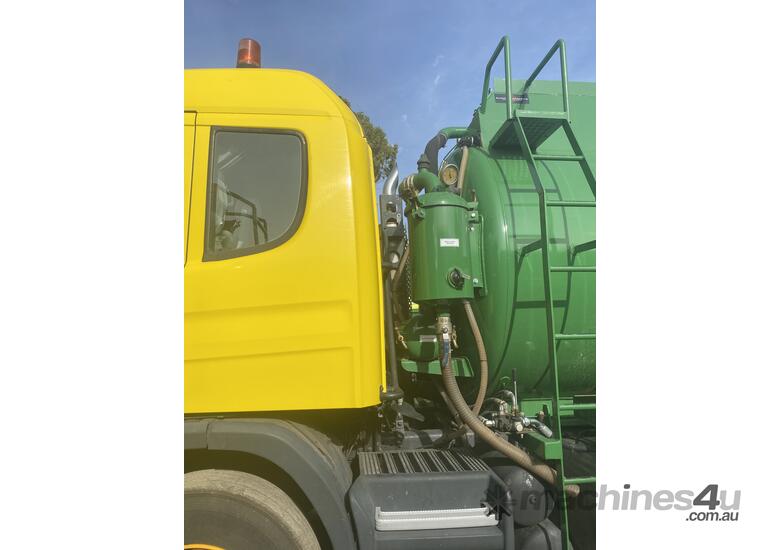 SCANIA 440 – 11,000L Vacuum Tanker | Reliable, Heavy-Duty & Ready for Work!
