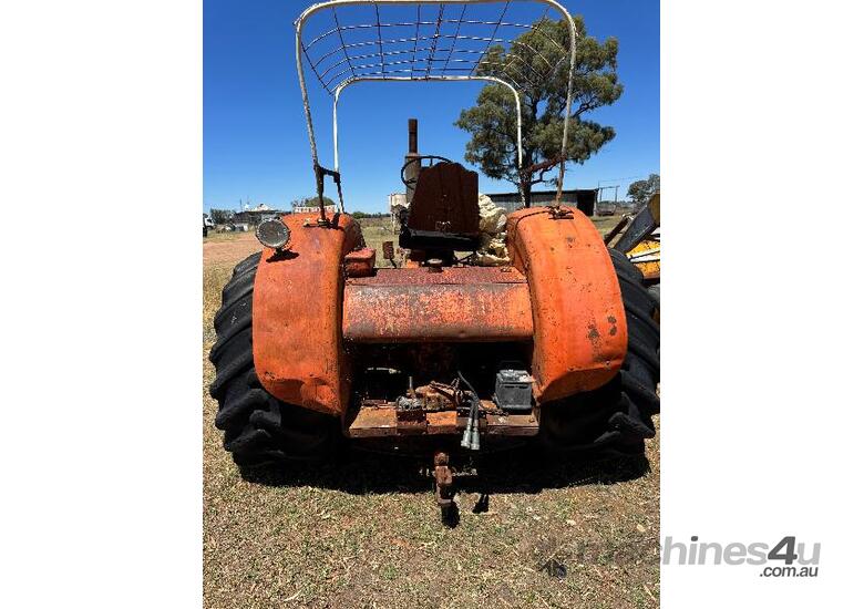 CASE 930 COMFORT KING TRACTOR