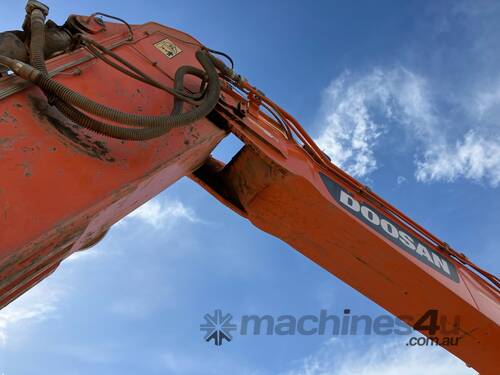 2020 Doosan DX420LC Excavator (Steel Tracked)