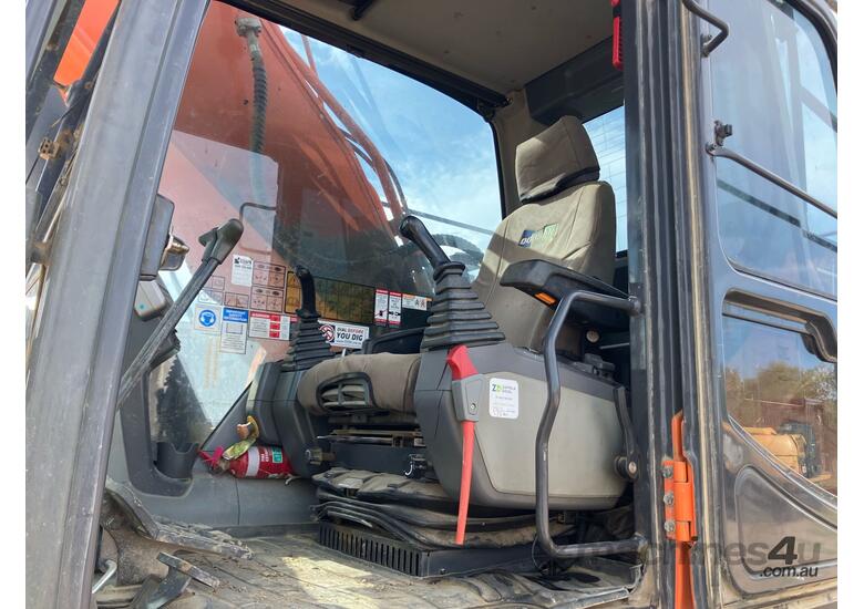 2020 Doosan DX420LC Excavator (Steel Tracked)