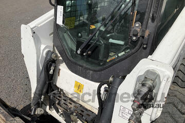 2020 Bobcat S590 Wheeled Skid Steer