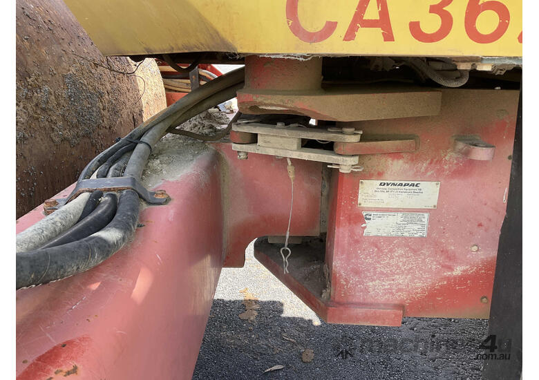 Dynapac CA362D Articulated Smooth Drum Roller