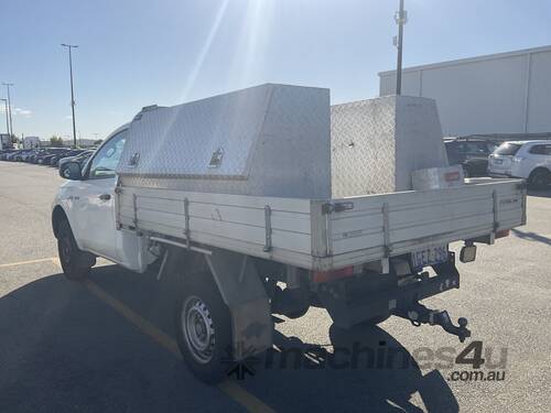 2016 Mitsubishi Triton GLX Petrol