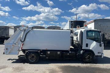 2018 Isuzu NPR 75-190 Garbage Compactor Rear Loader