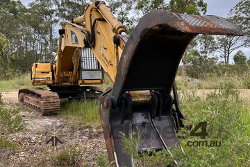 CAT 325BC EXCAVATOR.
