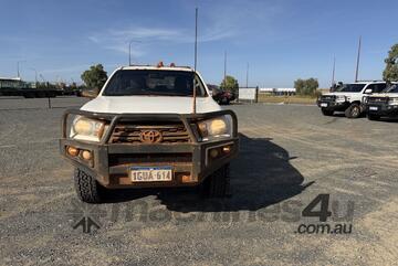 Toyota 2019   Hilux SR Diesel