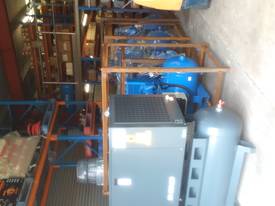 Pneutech 7.5kw (10hp) Heavy Duty Reciprocating Pis - picture2' - Click to enlarge