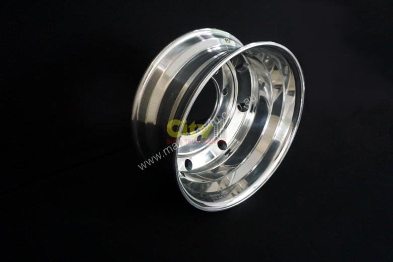 caption 8/275 7.5x19.5 Polished Alloy Rim