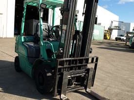Good Condition FD25N for rent - Hire - picture1' - Click to enlarge