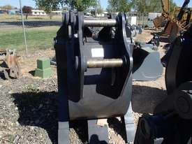 ROO ATTACHMENTS 12,20,30 TONN Grapple/Grab Attachments - picture2' - Click to enlarge