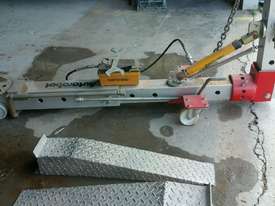 Automotive straightening bench - picture2' - Click to enlarge