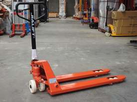 2.5T Hand pallet truck/jack fork width 550mm - picture0' - Click to enlarge