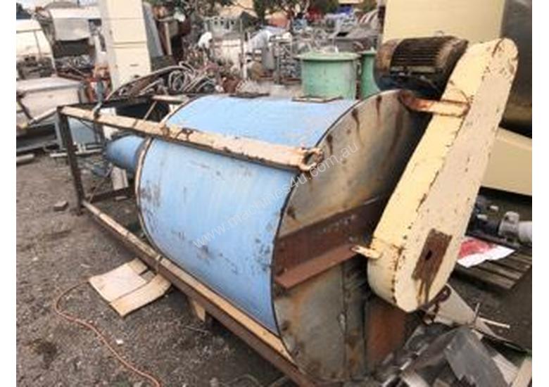 Used 2000SS Vertical Mixer in , Listed on Machines4u