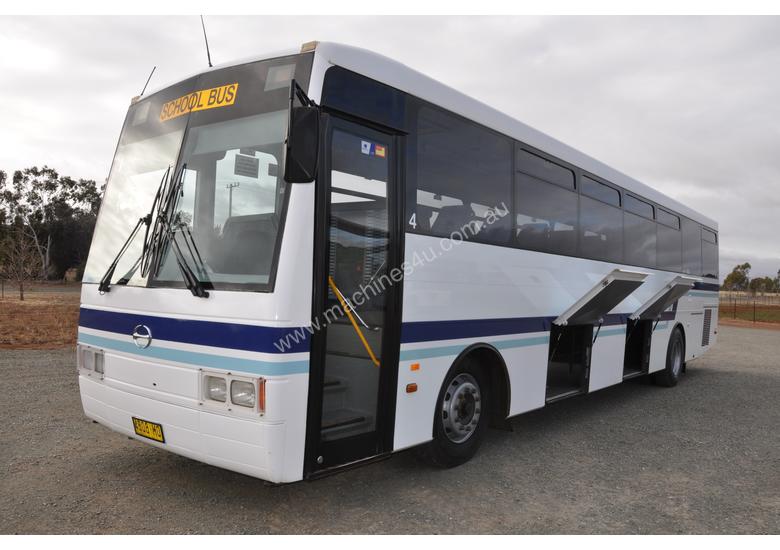 Buy Used 1999 Hino RG230 Charter Bus in , - Listed on Machines4u