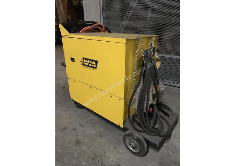 caption Mig Welder, Excellent condition .