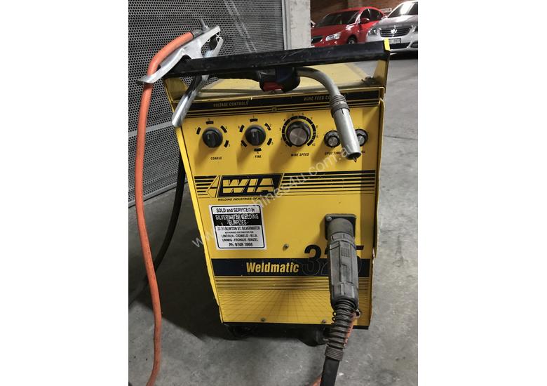 caption Mig Welder, Excellent condition .