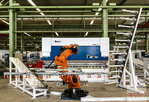 Yawei - KUKA Robotic pressbrake cells for automation of your sheetmetal bending