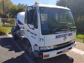 2003 6 speed Manual Nissan Concrete Truck UD MK 240 - picture0' - Click to enlarge