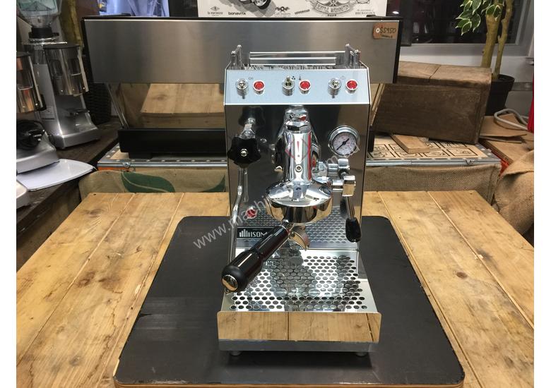 New Isomac ISOMAC ZAFFIRO 1 GROUP STAINLESS BRAND NEW ESPRESSO COFFEE