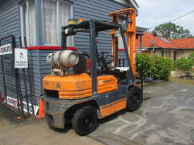 Toyota 2.5 ton LPG, Cheap Used Forklift - picture2' - Click to enlarge