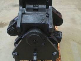 Excavator Quickhitches Jaws ,Turner , EMG Tilts And Manuals - picture0' - Click to enlarge