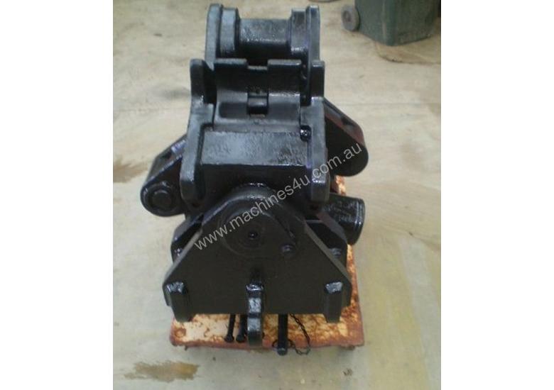 caption Excavator Quickhitches Jaws ,Turner , EMG Tilts And Manuals