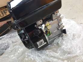 BRAND NEW  R210 Rato/ Wacker Neuson 7HP Engine - picture1' - Click to enlarge