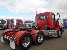 Kenworth T401 - picture1' - Click to enlarge