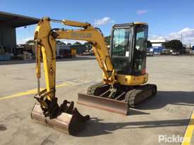 2005 New Holland EH35B - picture2' - Click to enlarge