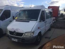 2004 Mercedes-Benz Sprinter - picture1' - Click to enlarge