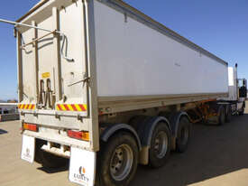 Lusty Semi Tipper Trailer - picture2' - Click to enlarge