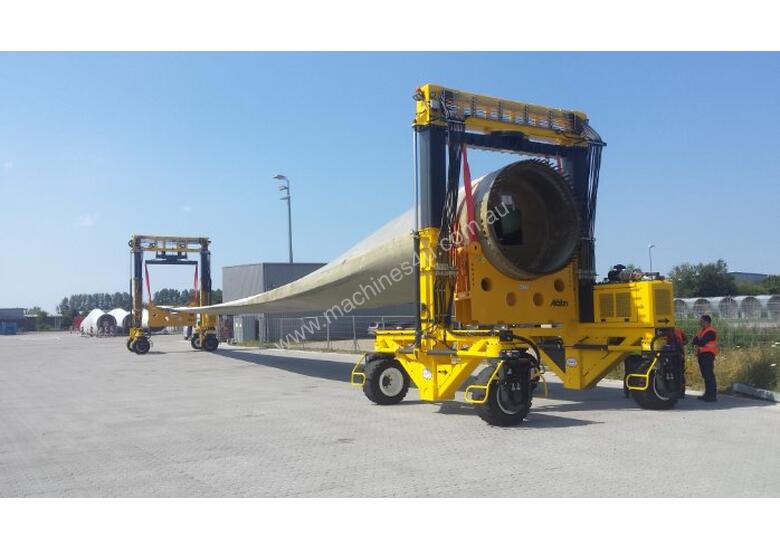 caption Combilift Mobile Gantry