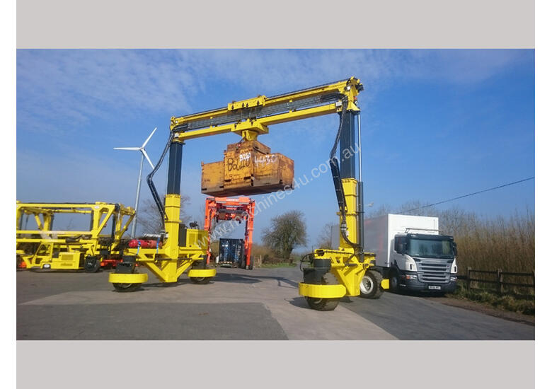 caption Combilift Mobile Gantry