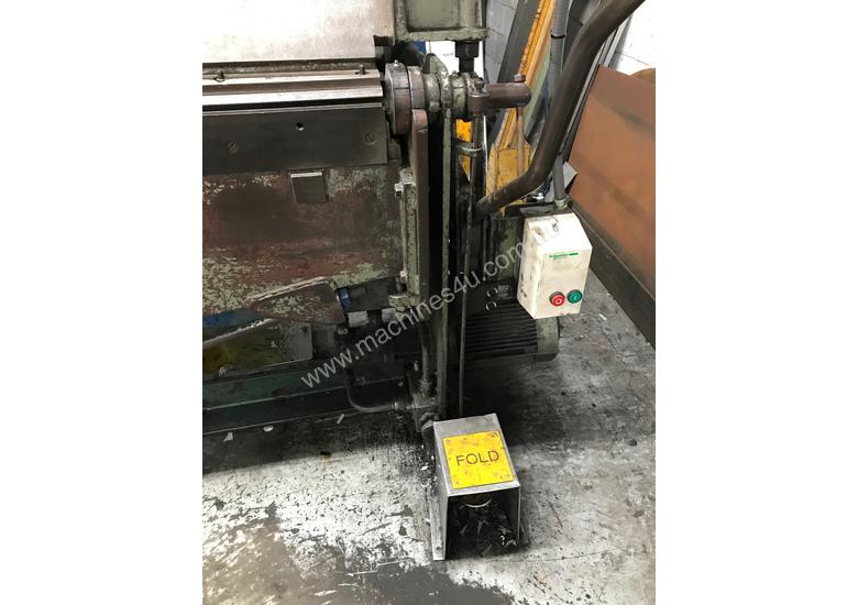 caption Just In - USED Semi Hydraulic Folder. 2500mm x 2mm Quick Sale!
