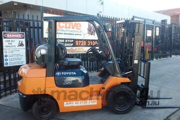 ACTIVE FORKLIFTS - Toyota Forklift 7FG25 4.3m Lift Container Mast Excellent Condition $12,999+GST