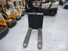 Electric Forklift Walkie Pallet WP Series 2009 - picture2' - Click to enlarge