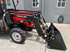 LOVOL 254 CAB 25hp 4WD Cab Tractor with 4 in 1 Loader - picture0' - Click to enlarge