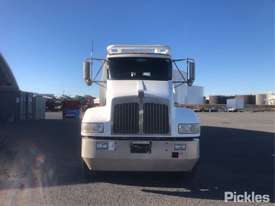 2012 Kenworth T359 - picture1' - Click to enlarge