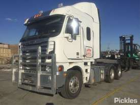 2012 Freightliner Argosy 101 - picture2' - Click to enlarge