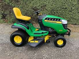 John Deere D130 Ride on Lawn Mower - picture0' - Click to enlarge